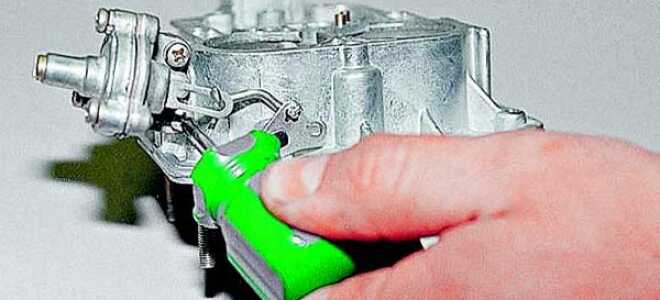 Крышка карбюратора ВАЗ 2106