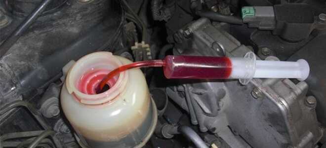 Замена жидкости ГУР: периодичность, процесс замены