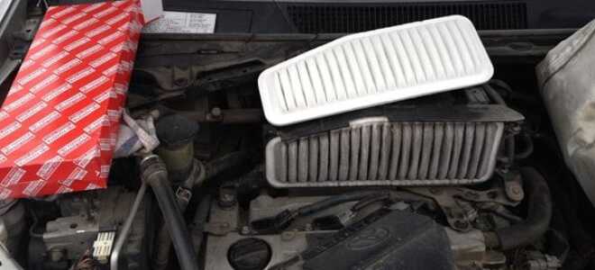 Замена воздушного фильтра в Toyota Rav4