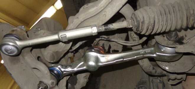 Как поменять рулевые тяги на Renault Logan
