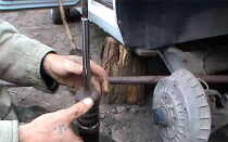 Замена заднего амортизатора и пружины ВАЗ 2114