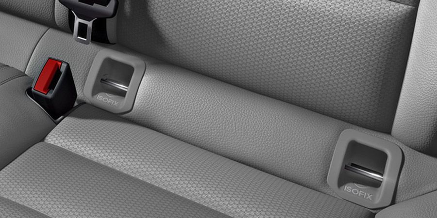 Как закрепить автокресло с ISOFIX в салоне